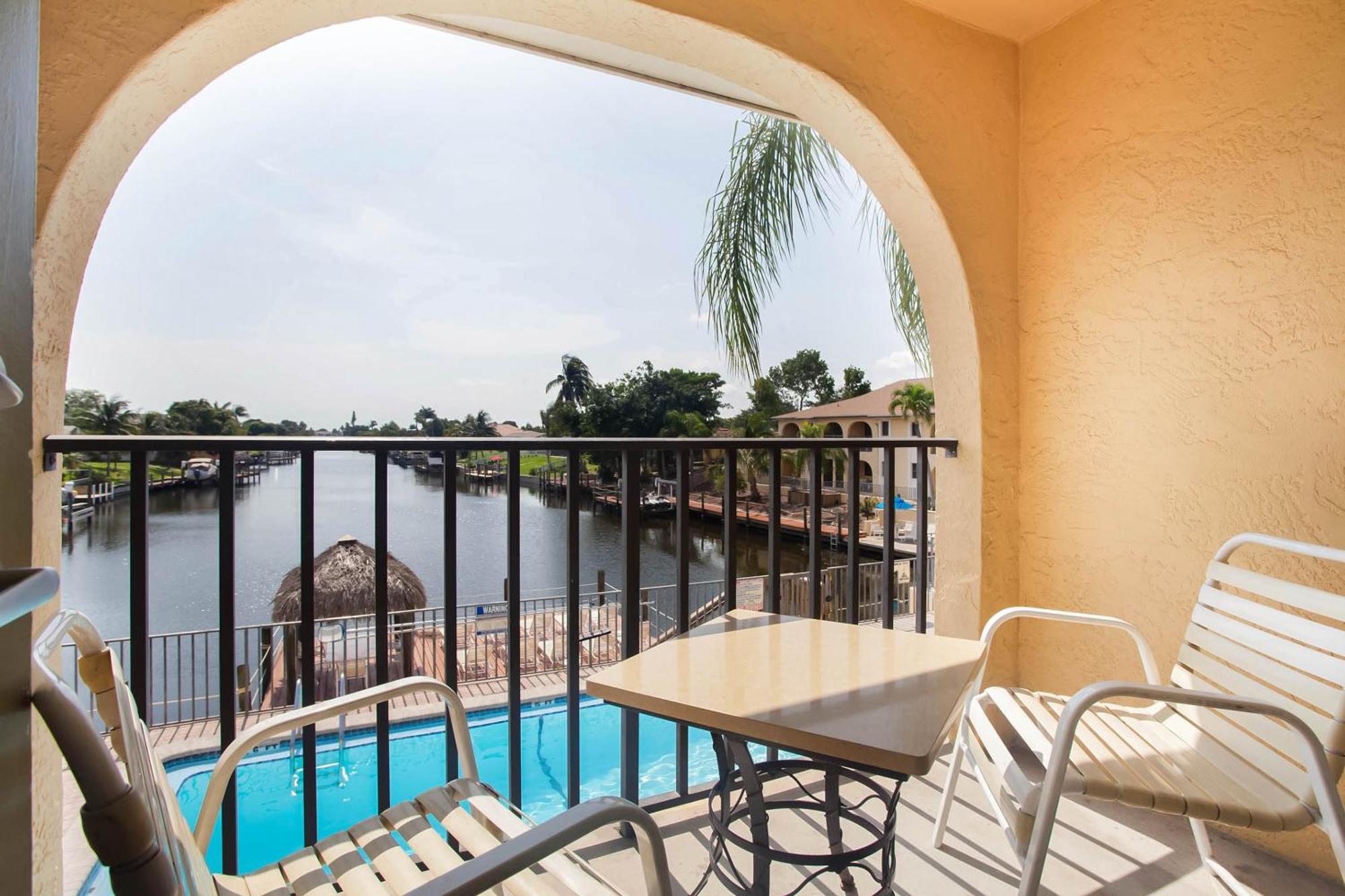 Oyo Waterfront Hotel- Cape Coral Fort Myers, Fl المظهر الخارجي الصورة